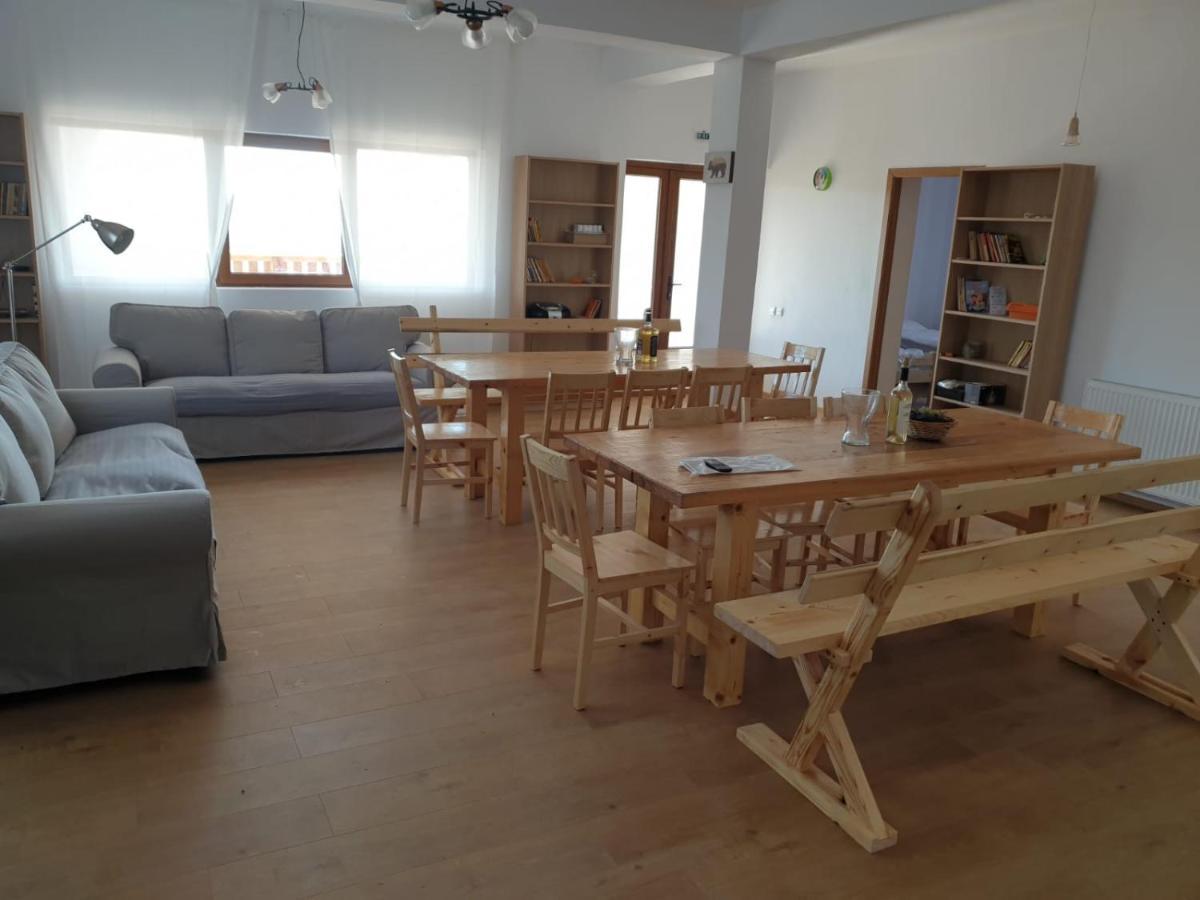 Casuta De La Munte Otel Sfodea Dış mekan fotoğraf